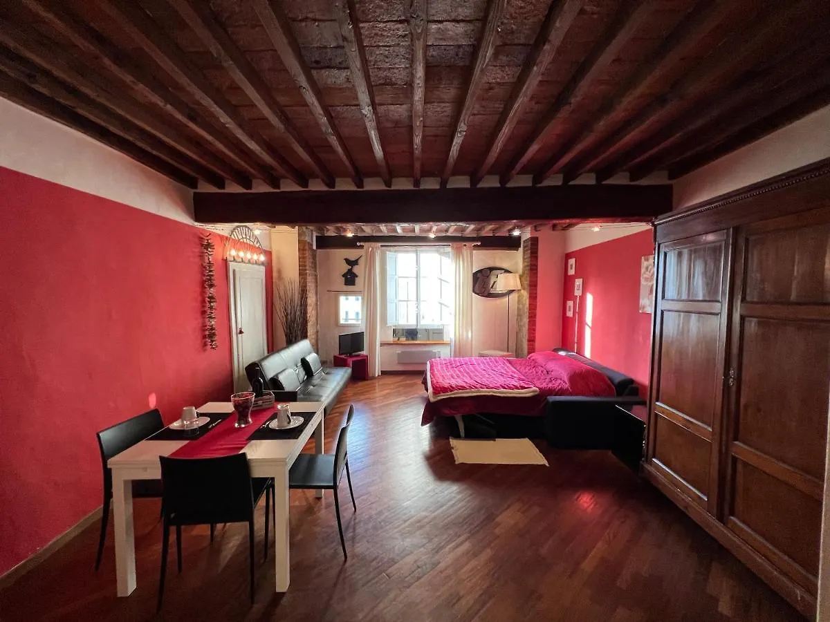 Suite Via Fillungo Lucca