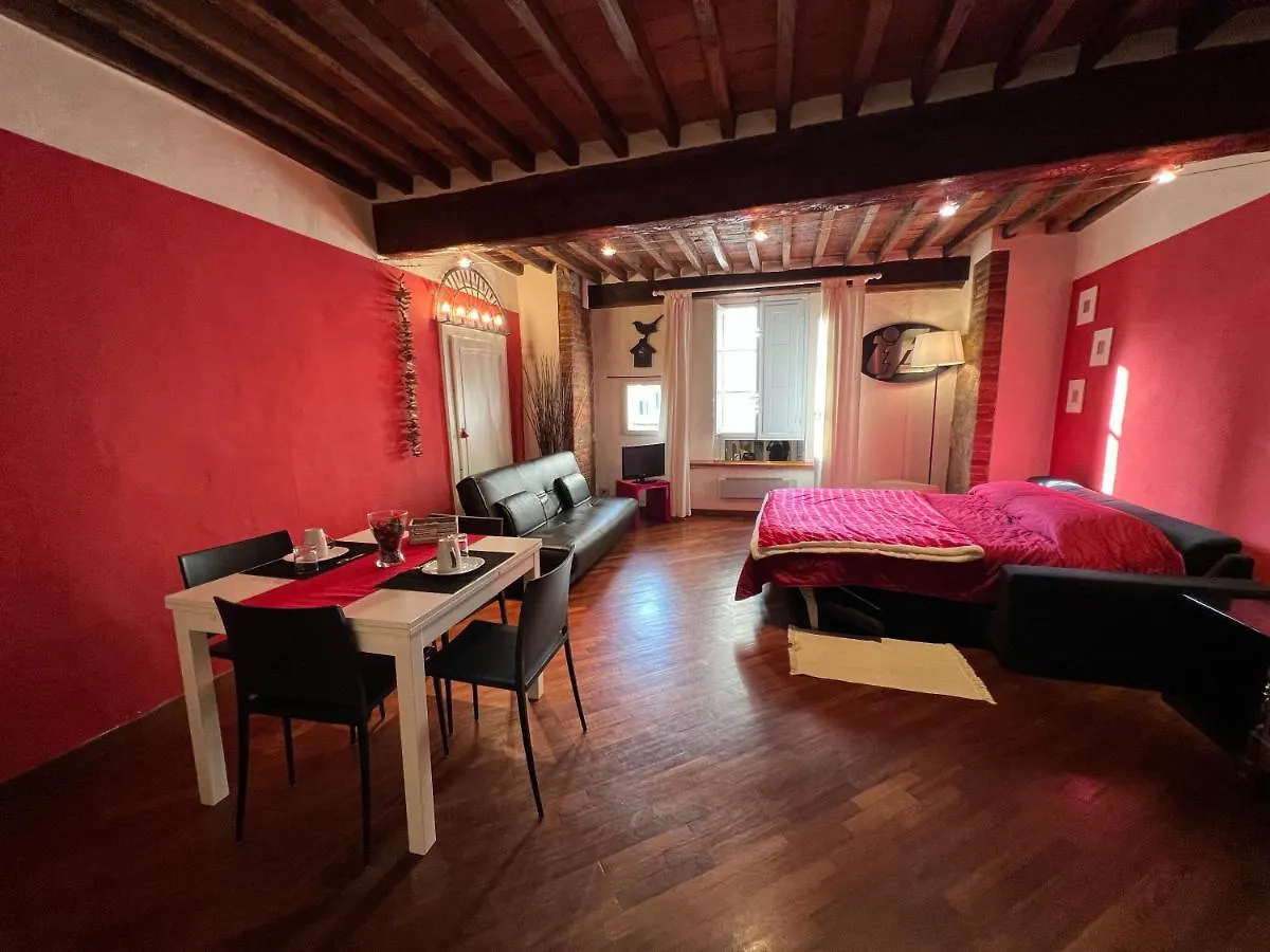 Suite Via Fillungo Lucca Italien