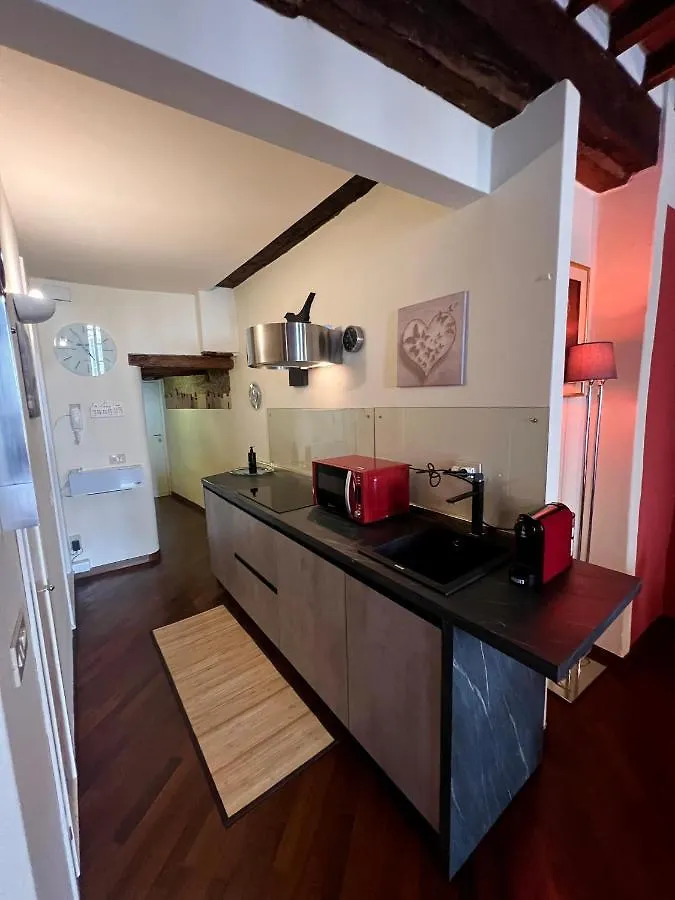 Suite Via Fillungo Lucca 0*,  Italien