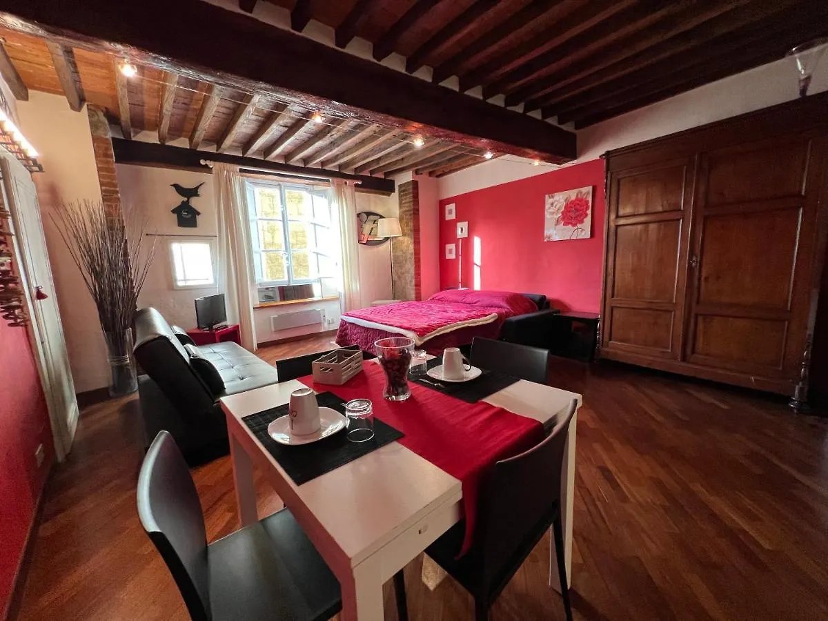 Suite Via Fillungo Lucca Apartment
